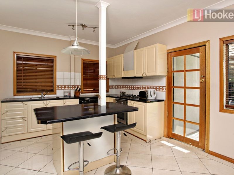 121 Carpenter Street, Colyton NSW 2760