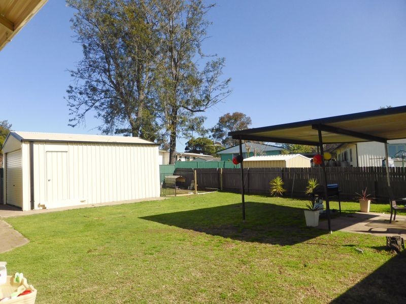 8 Rotorua Street, Lethbridge Park NSW 2770