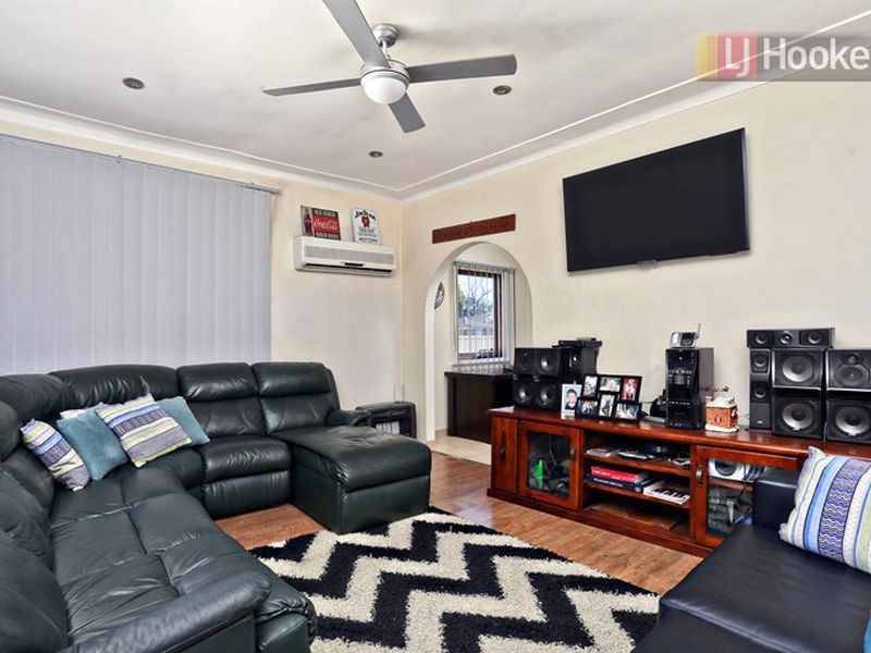 83 Adelaide Street, Oxley Park NSW 2760