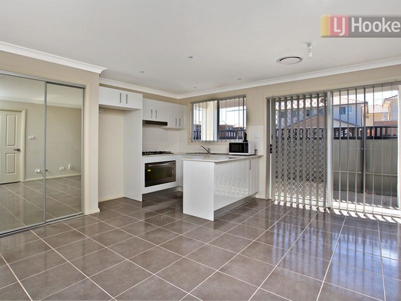 10B Meredith Avenue, Ropes Crossing NSW 2760