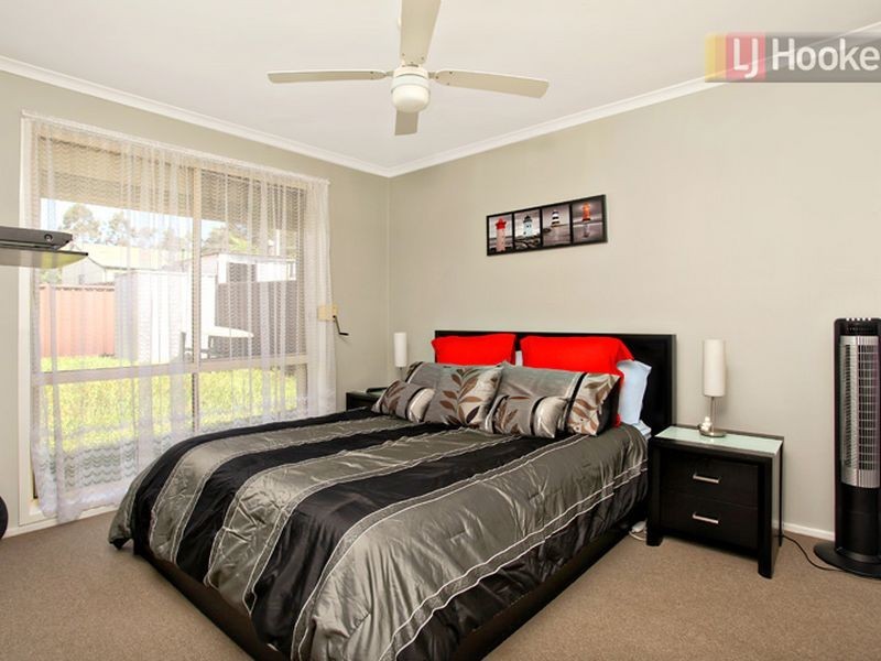 27 Kalang Avenue, St Marys NSW 2760