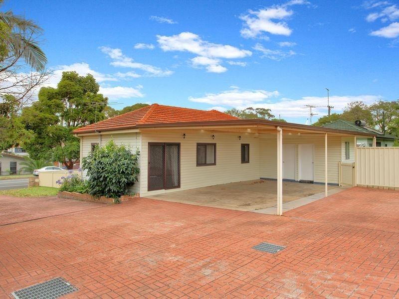 1 215 Carpenter Street, St Marys NSW 2760