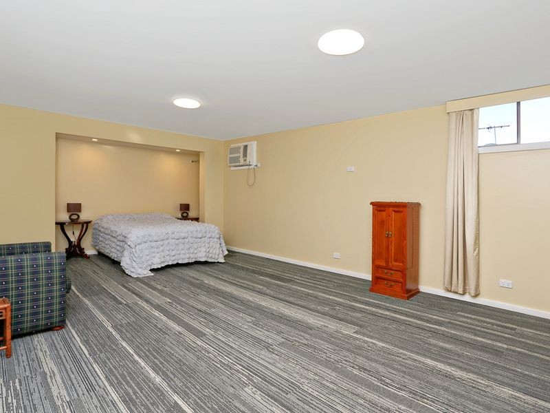 8 Shane Street, Colyton NSW 2760