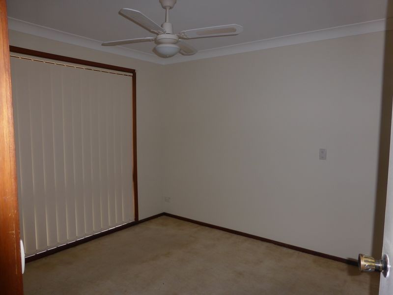 11 Mezen Place, St Clair NSW 2759