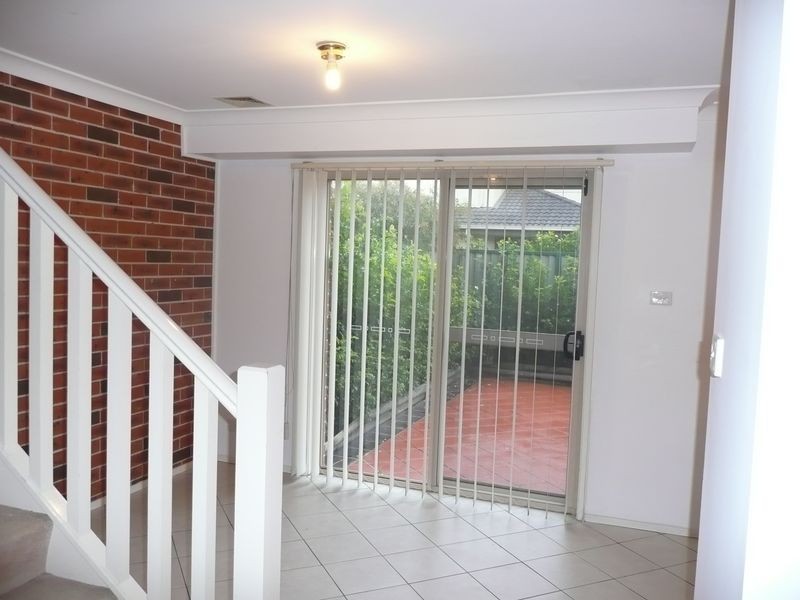 10/13 Atchison, St Marys NSW 2760