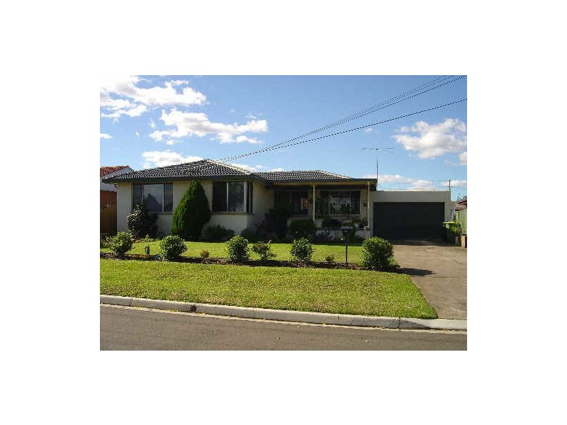 16 BALOG STREET, St Marys NSW 2760