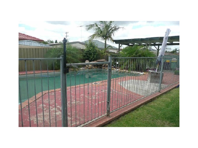 16 BALOG STREET, St Marys NSW 2760