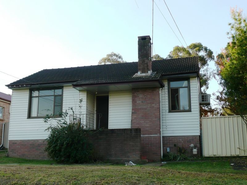 5 SADDINGTON STREET, St Marys NSW 2760