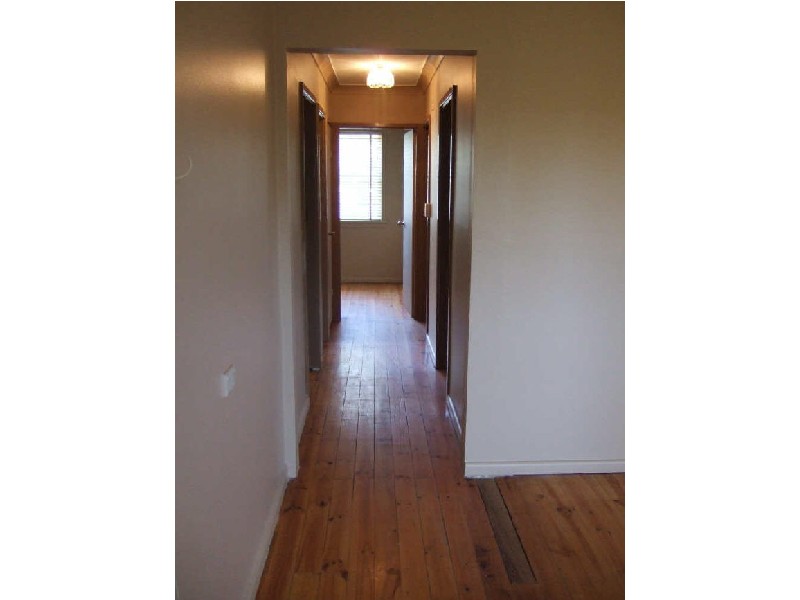 14 Samoa Place, Lethbridge Park NSW 2770
