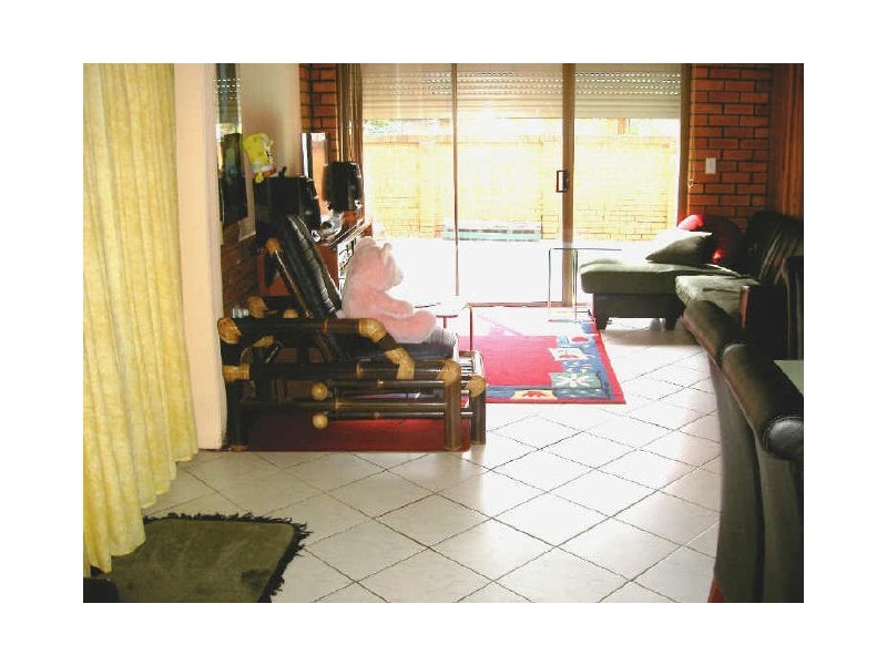 2 MENDANA STREET, Lethbridge Park NSW 2770