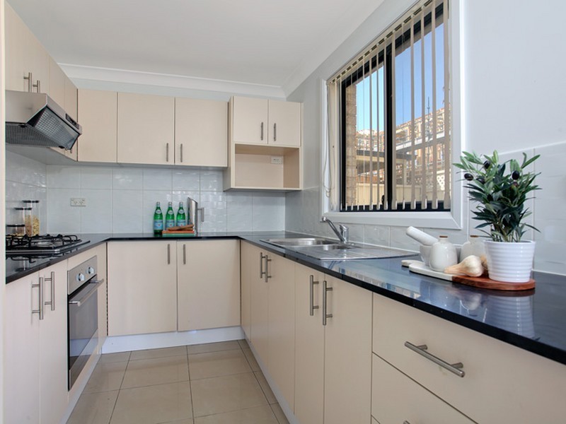 2/17-21 Brisbane Street, Oxley Park NSW 2760