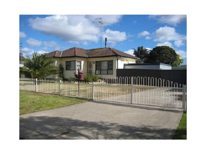 1 BURFORD STREET, Colyton NSW 2760