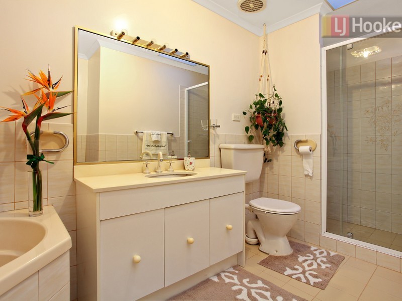 15 Forum Crescent, Baulkham Hills NSW 2153