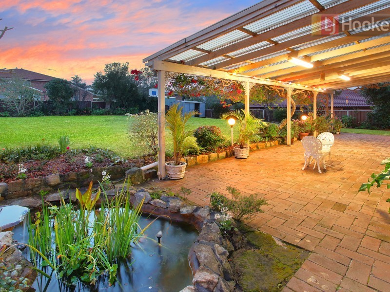 15 Forum Crescent, Baulkham Hills NSW 2153