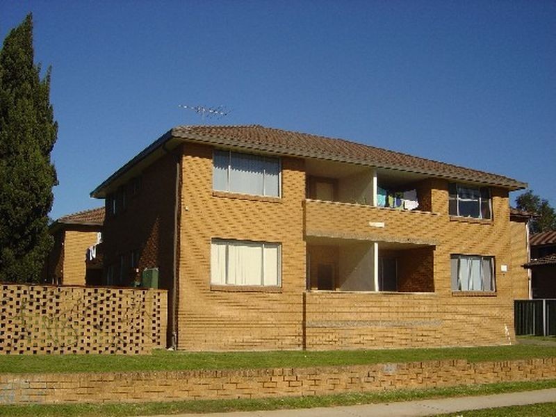 8/2 Station Street, St Marys NSW 2760