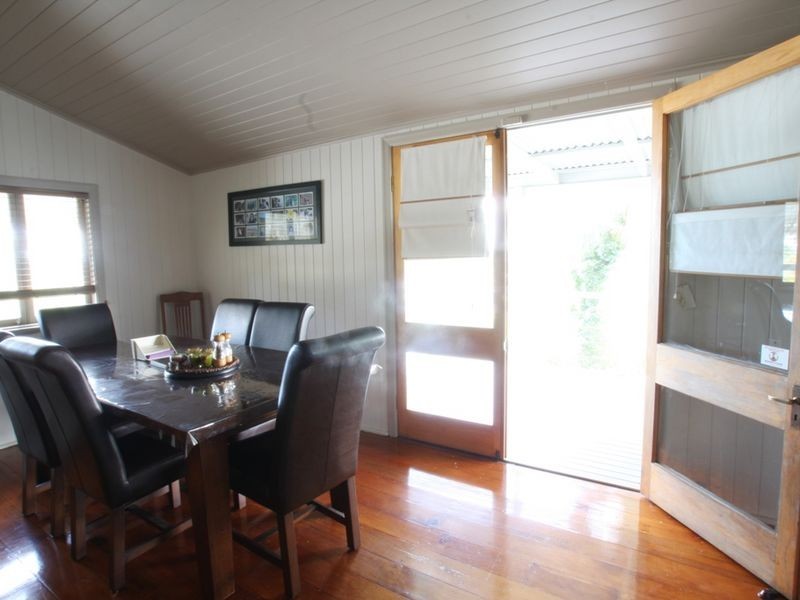 19 Omar Street, West Ipswich QLD 4305