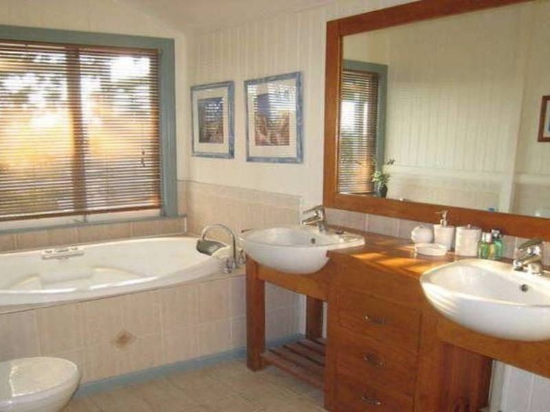 19 Omar Street, West Ipswich QLD 4305