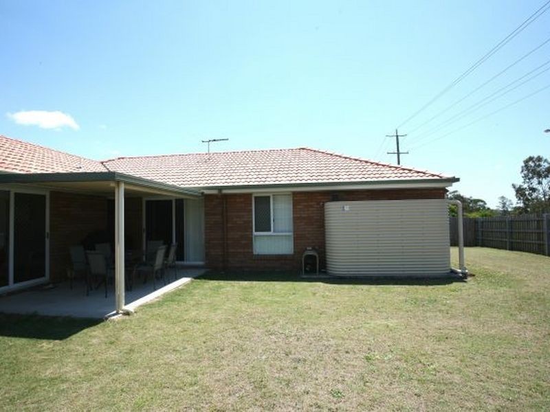 4 Somerwil Crescent, Bellbird Park QLD 4300