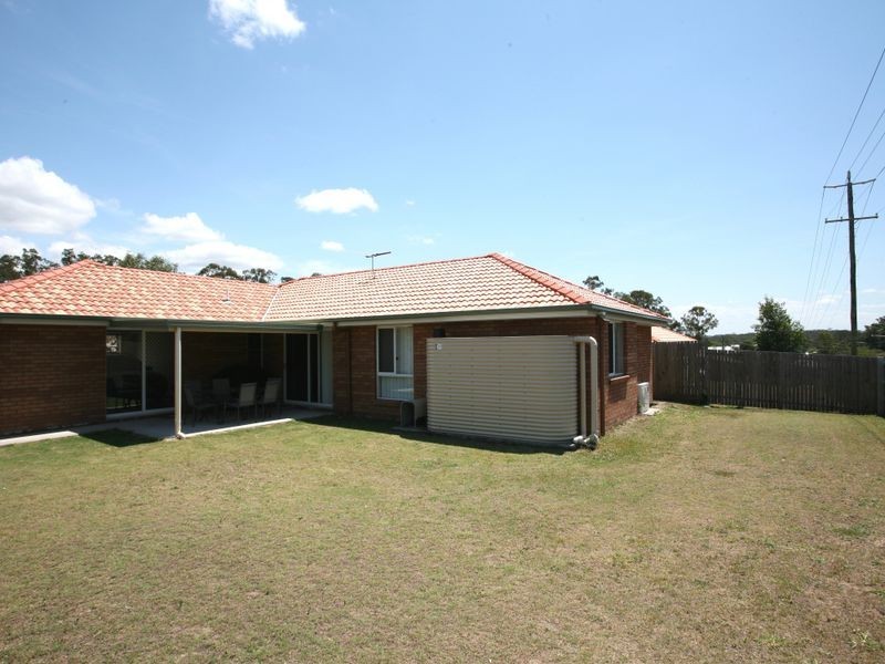 4 Somerwil Crescent, Bellbird Park QLD 4300