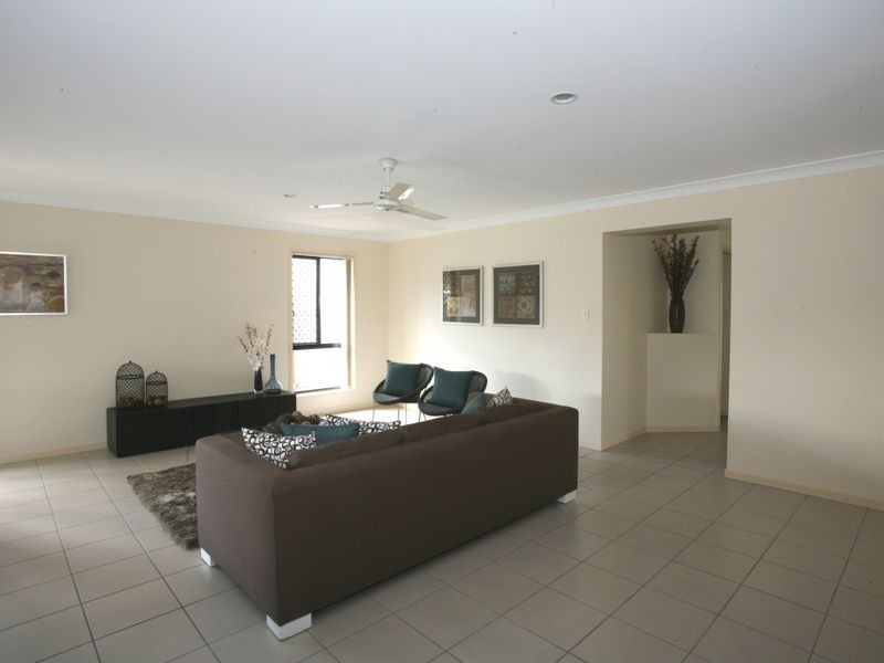 20 Patsy Crescent, Redbank Plains QLD 4301