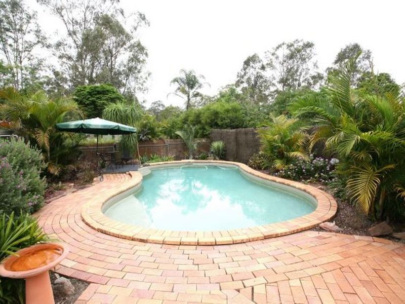 216 Jones Road, Bellbird Park QLD 4300