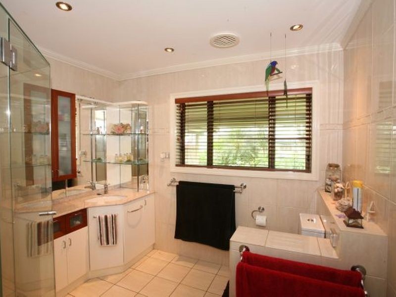 216 Jones Road, Bellbird Park QLD 4300
