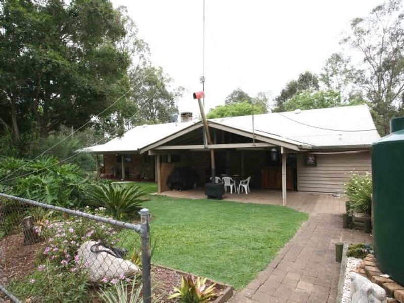 216 Jones Road, Bellbird Park QLD 4300