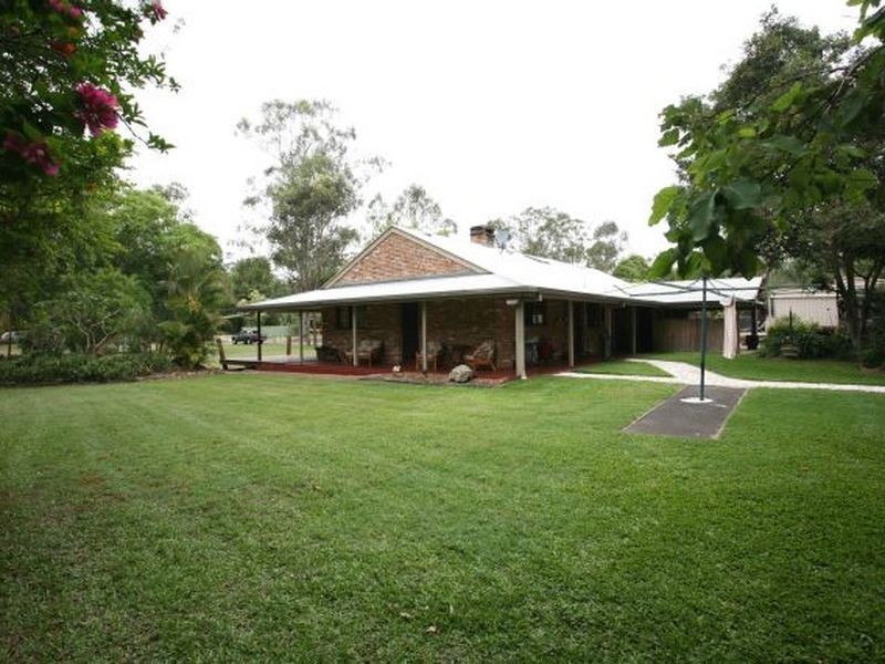 216 Jones Road, Bellbird Park QLD 4300
