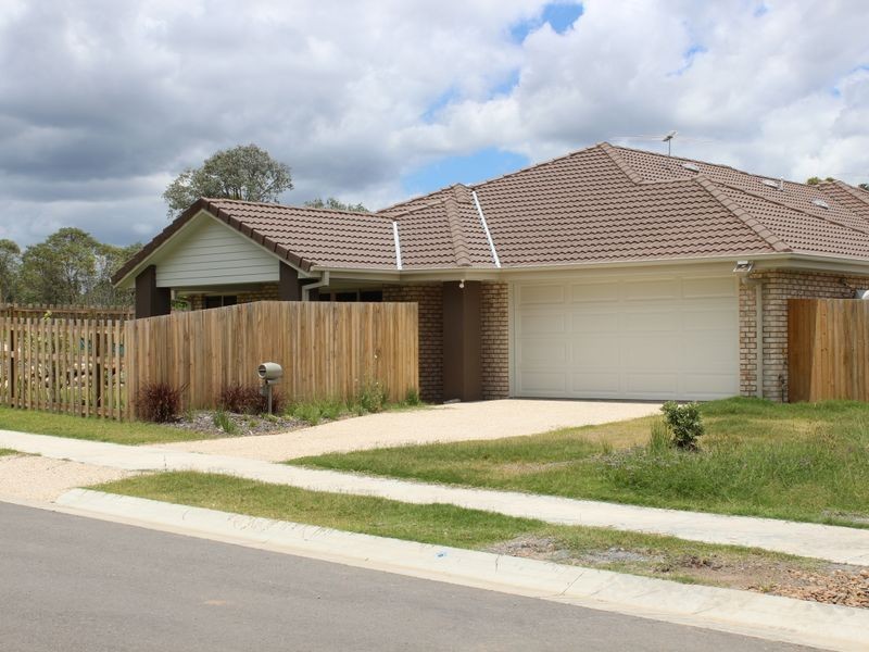 1/16 Belle Court, Redbank QLD 4301