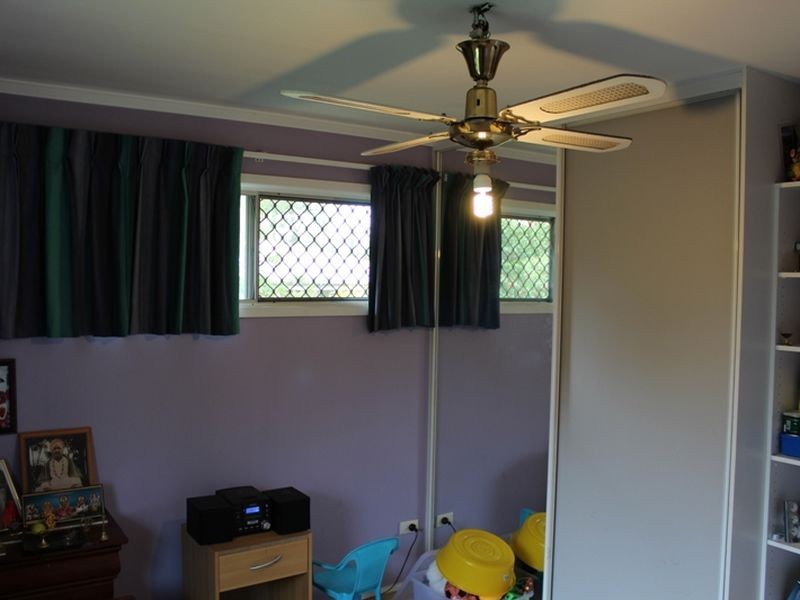 122 Old Ipswich Road, Riverview QLD 4303
