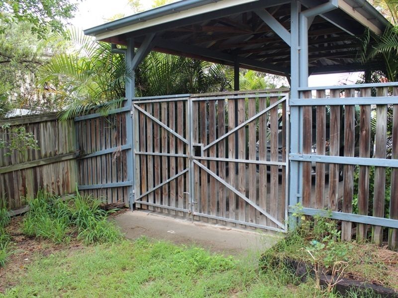 122 Old Ipswich Road, Riverview QLD 4303