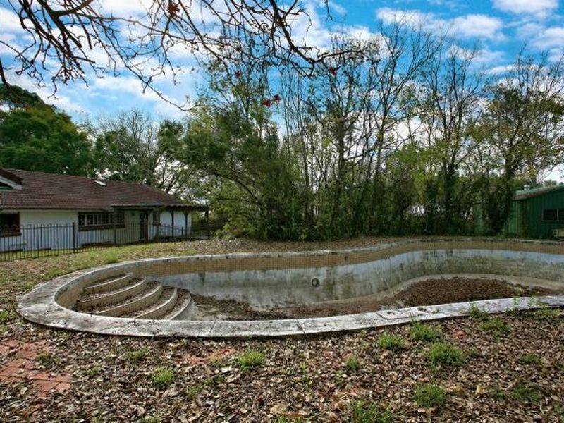 300 Redbank Plains Road, Bellbird Park QLD 4300