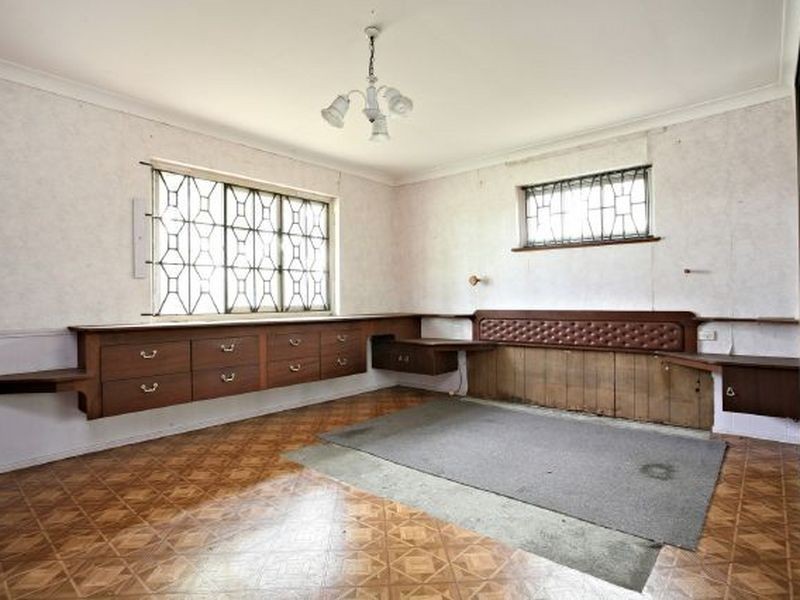 300 Redbank Plains Road, Bellbird Park QLD 4300