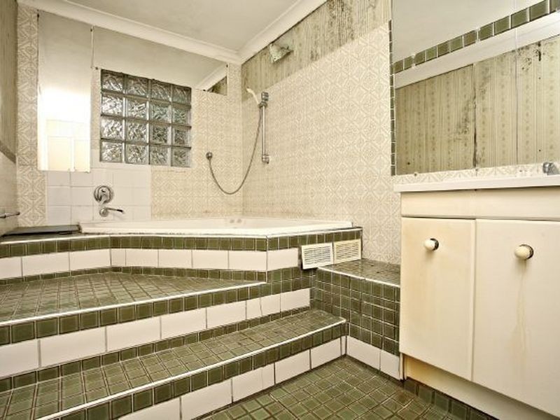 300 Redbank Plains Road, Bellbird Park QLD 4300