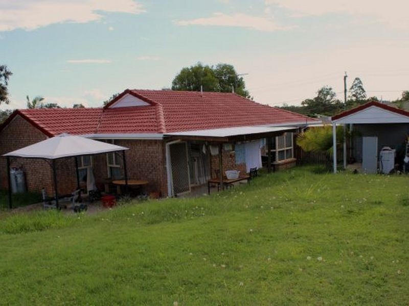17 Forgan Smith Street, Collingwood Park QLD 4301