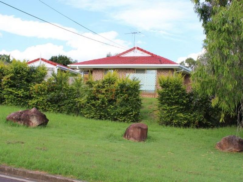 17 Forgan Smith Street, Collingwood Park QLD 4301