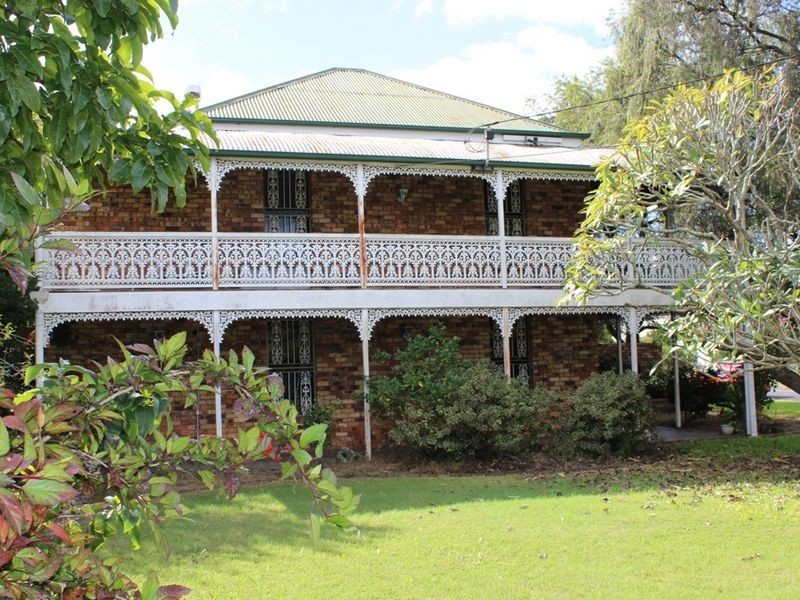 118 Jacaranda Street, North Booval QLD 4304