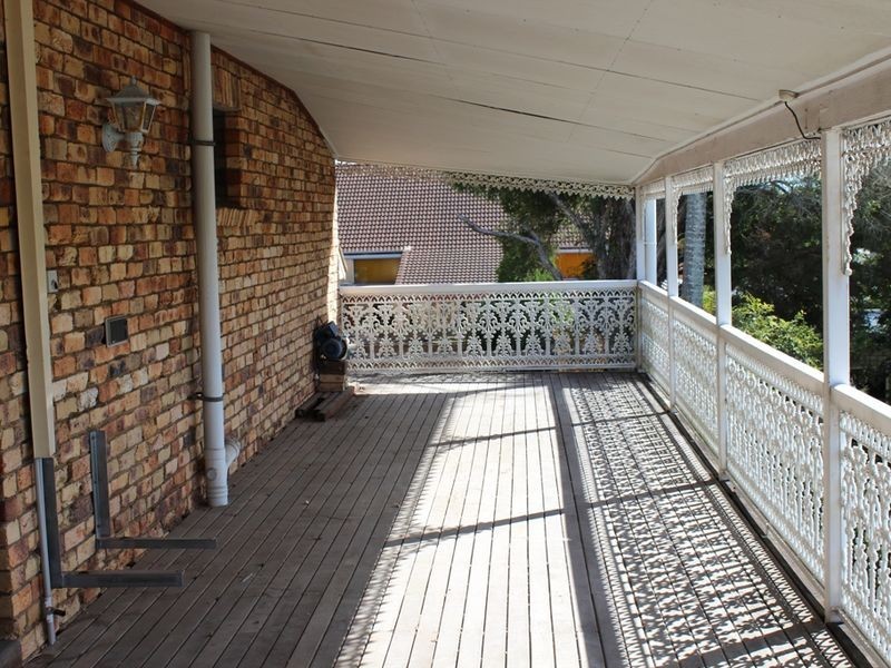 118 Jacaranda Street, North Booval QLD 4304