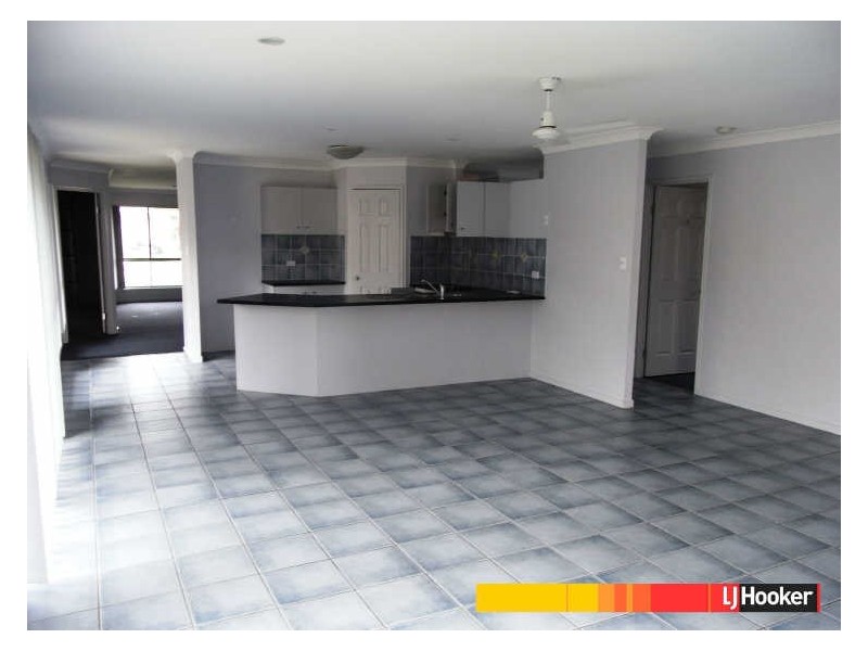 11 McCubbin Ct, Goodna QLD 4300