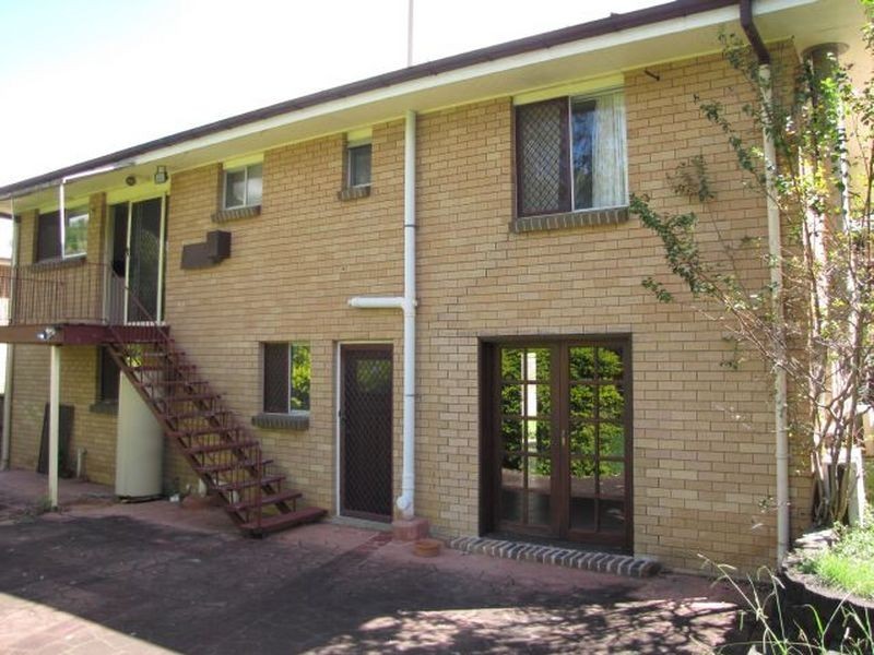 13 Paten Street, North Ipswich QLD 4305