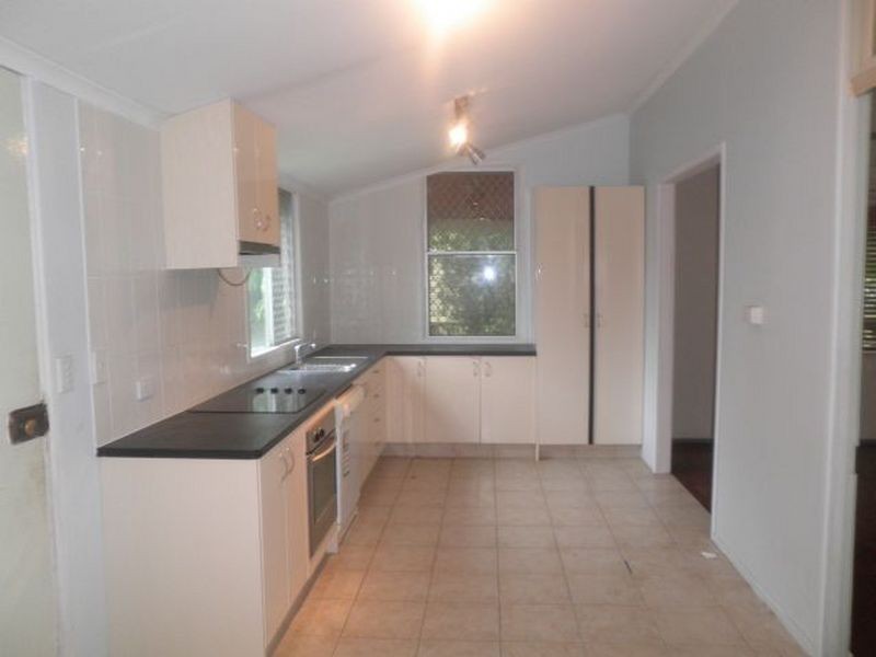 119 Woodend Road, Woodend QLD 4305