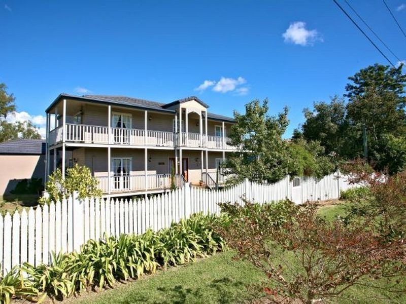 27 Atkinson Drive, Karana Downs QLD 4306