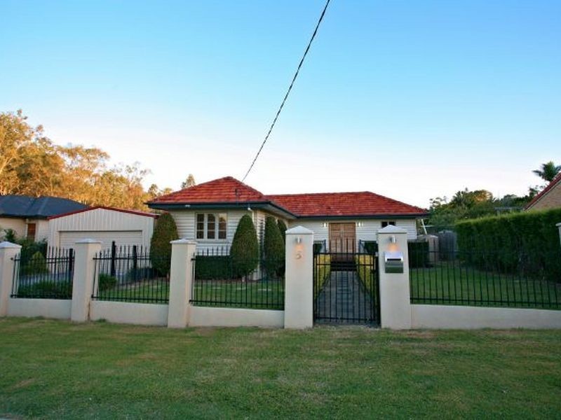 5 Harry Street, Bellbird Park QLD 4300