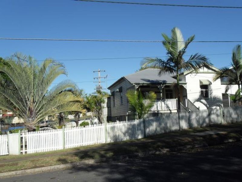 2 Mary Street, Woodend QLD 4305