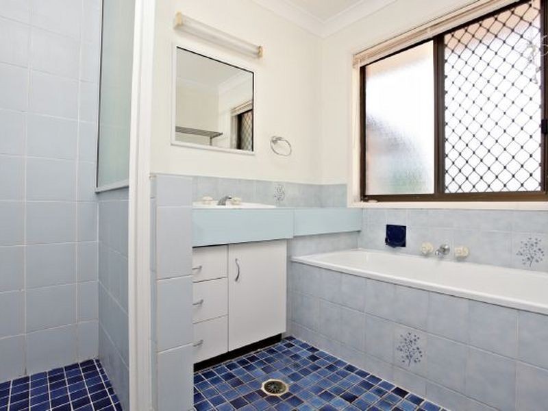 27 Batman Drive, Redbank Plains QLD 4301