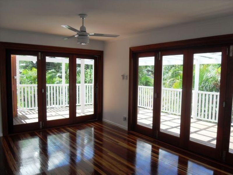 8 Sherwood Crescent, Bellbird Park QLD 4300