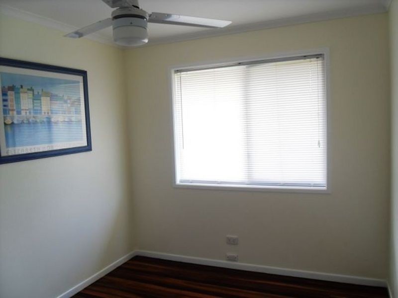 8 Sherwood Crescent, Bellbird Park QLD 4300