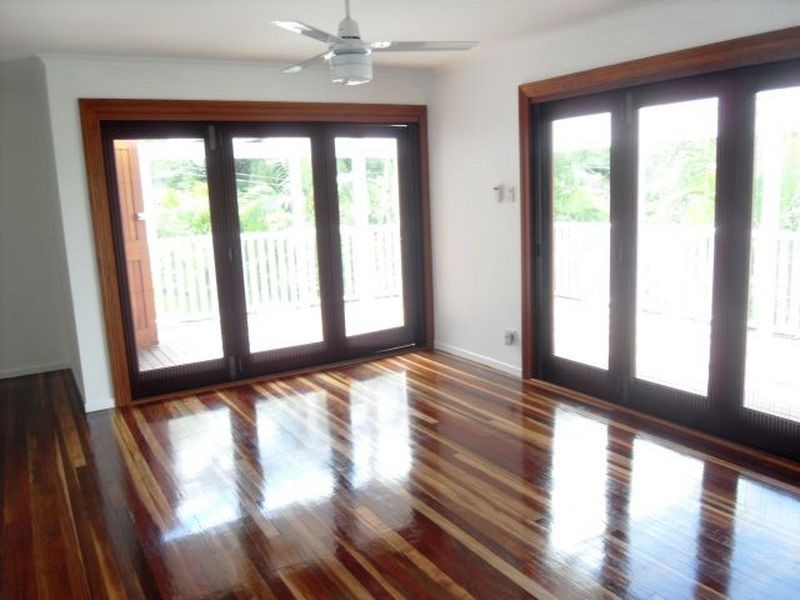 8 Sherwood Crescent, Bellbird Park QLD 4300