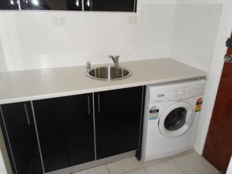 8 Sherwood Crescent, Bellbird Park QLD 4300