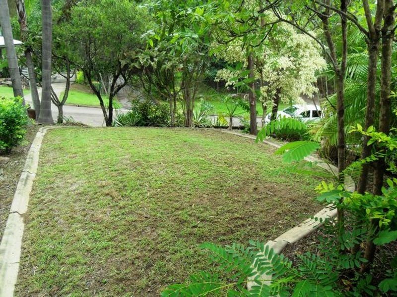 8 Sherwood Crescent, Bellbird Park QLD 4300